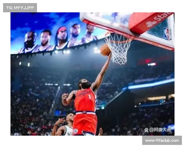 哈登三分高效轰下26分，快船半场领先太阳16分，布克仅得8分